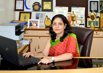 Dr. Pooja Jain Director JIMS Rohini