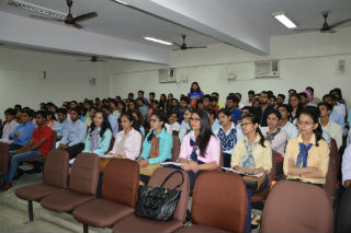 PGDM IB Students of JIMS Rohini