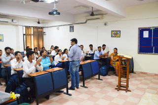 Guest Lecture on B-Schools to Corporate for PGDM-RM(2017-19)