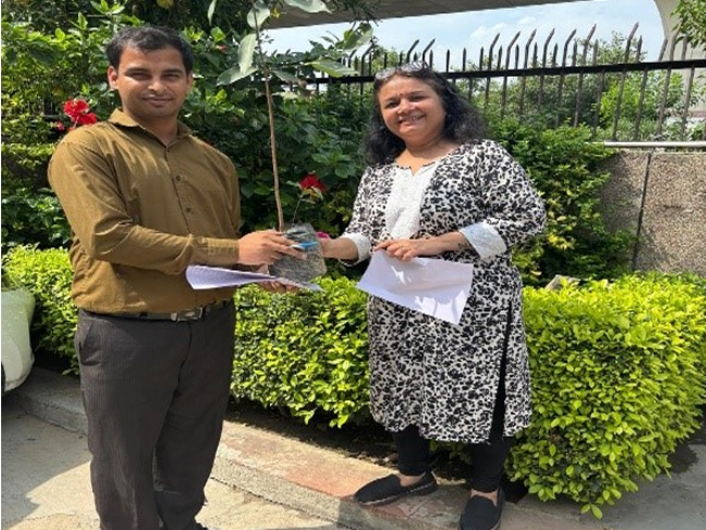 faculty guiding volunteers