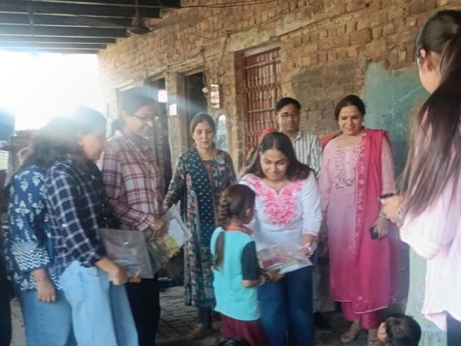 stationery kit distribution