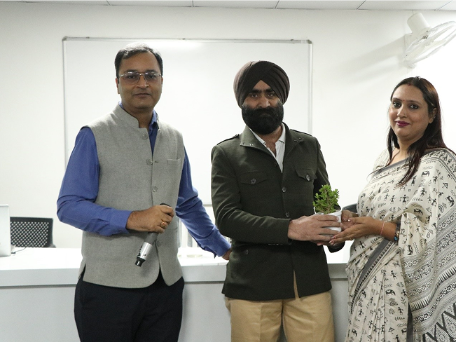 javaScript hand holding workshop 2025