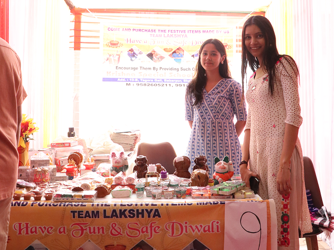 student entrepreneurial stalls