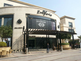 JIMS Students  Field Visit to DLF Emporio and DLF Promenade