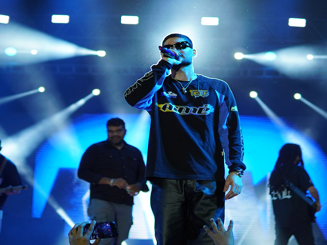 krishna live performance